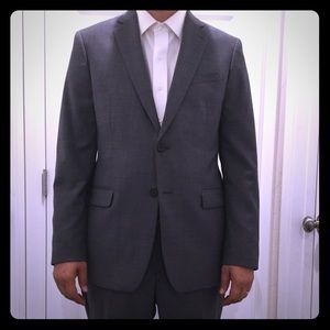Gray Suit 42R / 34x32